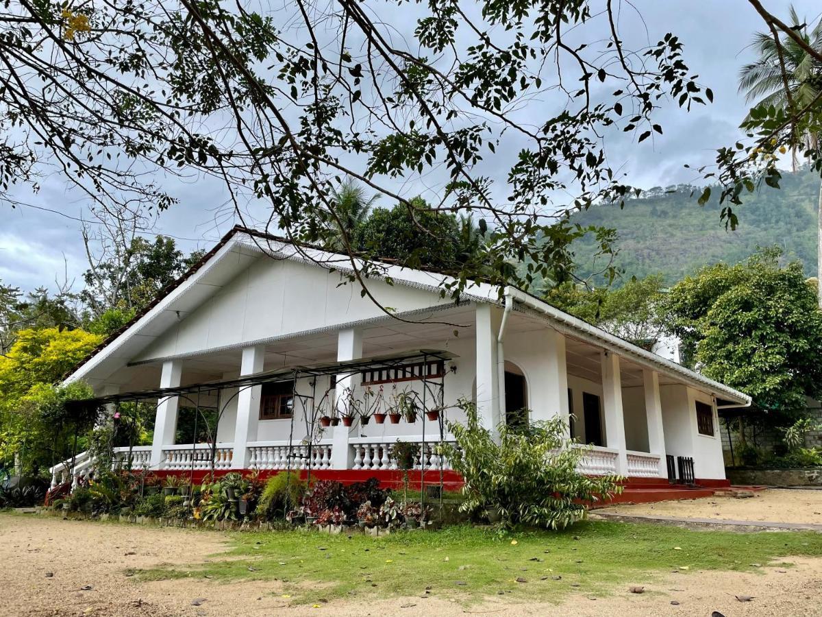 Shadey Cottage Gampola Exterior photo